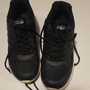 Fila Black and White Running Shoes